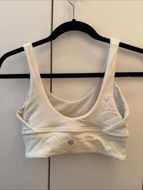 lululemon athletica Cream Scoop Neck Sports Bra